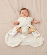 Load image into Gallery viewer, ergoPouch Hip Harness Cocoon Swaddle Bag 1.0 TOG