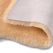 Load image into Gallery viewer, BabyRest Lambskin Rug - Natural Shape