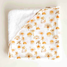 Load image into Gallery viewer, Snuggle Hunny Organic Hooded Baby Towel