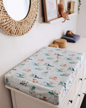 Load image into Gallery viewer, Snuggle Hunny Kids Fitted Bassinet Sheet - assorted prints