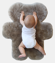 Load image into Gallery viewer, FLATOUTbear Rug