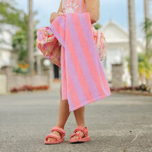 Load image into Gallery viewer, CRYWOLF Beach Sandal | Flamingo Pink