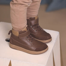 Load image into Gallery viewer, Pretty Brave COREY | Chocolate