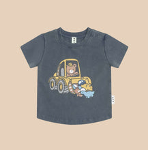 Load image into Gallery viewer, HUXBABY Digger Hux T-Shirt