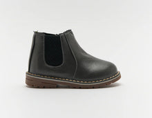 Load image into Gallery viewer, Walnut Fenix Boot | Charcoal