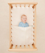Load image into Gallery viewer, ergoPouch HugMe Blanket | 0.2 &amp; 1.0 TOG