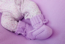 Load image into Gallery viewer, confetti kidz Knitted Baby Booties | Lilac