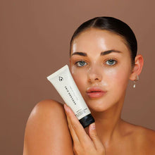 Load image into Gallery viewer, Avocado Zinc Natural Tinted Moisturiser SPF 50