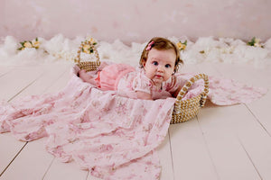 confetti kidz Organic Muslin Swaddle | Whimsical Whale