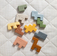 Load image into Gallery viewer, Playground Animal Puzzle - www.bebebits.com.au