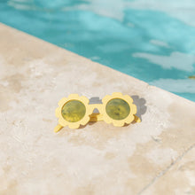 Load image into Gallery viewer, Polarised Flowers | Sun Ray/Yellow Mirrored Lenses - www.bebebits.com.au