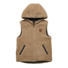 Load image into Gallery viewer, CRYWOLF Reversible Yeti Vest - Black/Camel