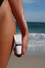 Load image into Gallery viewer, Somic Sol Foot &amp; Body Scrub - www.bebebits.com.au