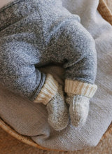Load image into Gallery viewer, Springbud 100% Merino Booties | Cloud Marle