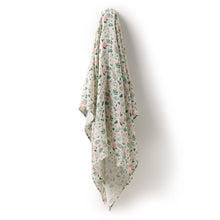 Load image into Gallery viewer, wilson + frenchy Organic Muslin | Sweet Bloom