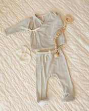 Load image into Gallery viewer, Quincy Mae Wrap Top + Footed Pant Set || Blue Micro Stripe