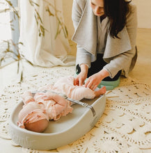 Load image into Gallery viewer, Bumbo Changing Pad - Cool Grey