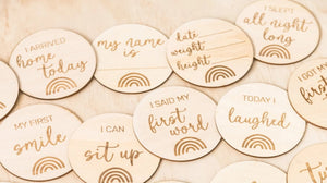 Kiin. Wooden Baby Milestone Discs