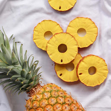Load image into Gallery viewer, Oli &amp; Carol Chewing Toy - Ananas the Pineapple