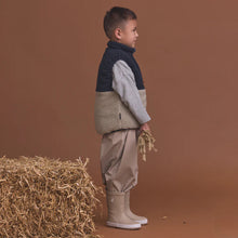 Load image into Gallery viewer, CRYWOLF Reversible Yeti Vest | Ash Colourblock