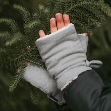 Load image into Gallery viewer, Bedhead Fleecy Fingerless Kids Mittens