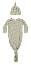 Load image into Gallery viewer, Quincy Mae Knotted Baby Gown + Hat Set || assorted