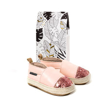 Load image into Gallery viewer, Pretty Brave ESPADRILLE - Rose Glitter