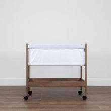 Load image into Gallery viewer, Grotime Bebe Bassinet